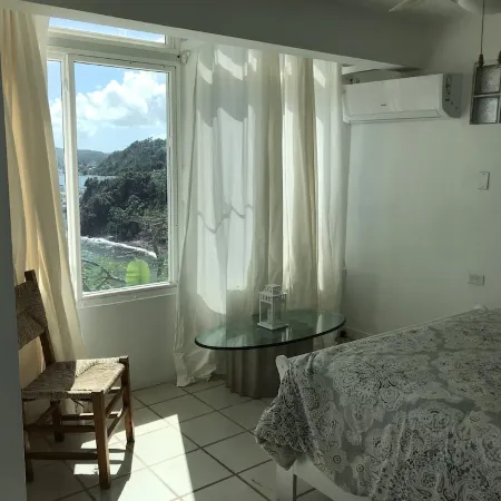 El Encanto de Naturaleza y Romantic! Apartment 2