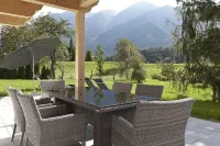 Spacious vacation home with large garden