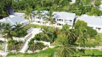 2BR Apartment w Island View, large resort pool #6