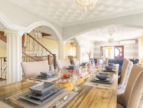 Luxury ocean view villa Hotels in 