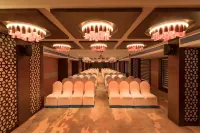 Coral Isle Hotels in Ernakulam