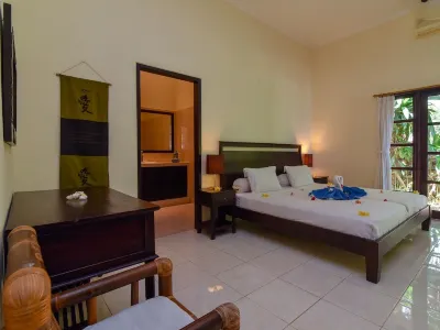 Modern, Luxury and Spacious Beach front Villa with Private Pool & Staff 세리릿 호텔