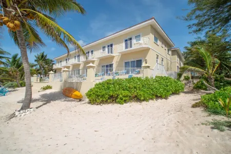 Ocean/Beachfront - stunning views! Seabreeze Villas