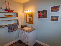 Nautical Themed one bedroom fully equipped apartment.