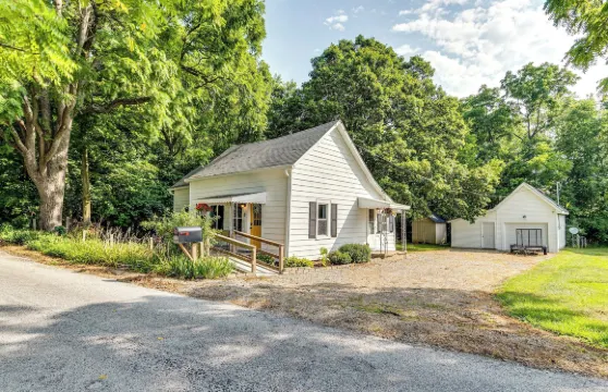 寧靜的富蘭克林小屋～距離市中心1英里！