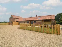 Tawny Barn - 4-Star