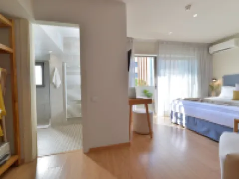 Mirivili Rooms & Suites Hotels in Chalandri