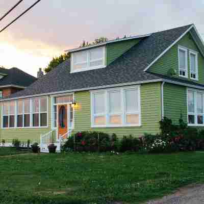 Manoir Belle Plage Hotel Exterior