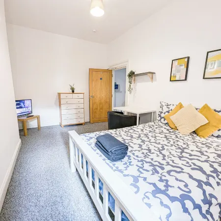 Central Southsea Guest House