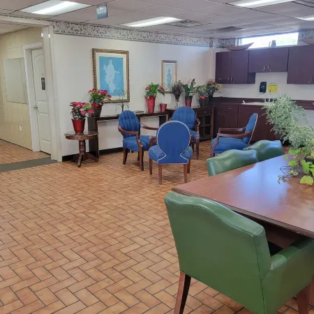 Studio 9 Inn & Suites