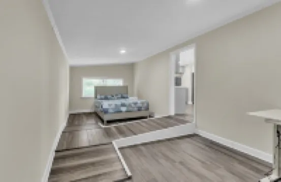 Peaceful Pet Friendly Chesapeake Escape 4 Bedroom Home