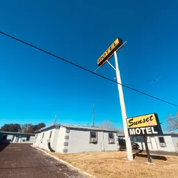 Sunset Motel