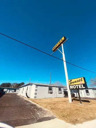 Sunset Motel Отели в г. Элис