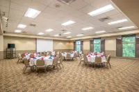 Carter Caves State Resort Park Hotels in Grayson