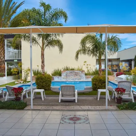 Hotel del Alba Inn & Suites