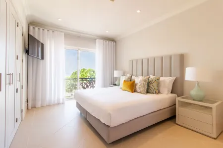 Dunas Douradas Beach Club Отели в г. Almancil