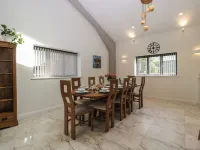 Hidden Well Hotel a Pilning