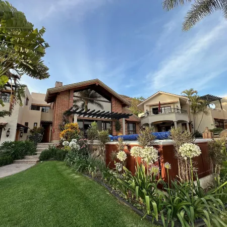 Hotel Lindo Ajijic Bed & Breakfast