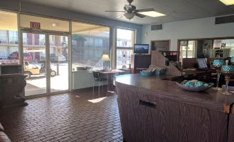 All Seasons Lodge