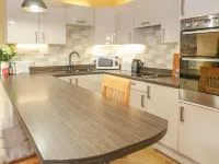 Castle Apartment Hotel a Conwy