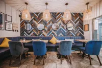 Dukes Inn فنادق في سيدماوث