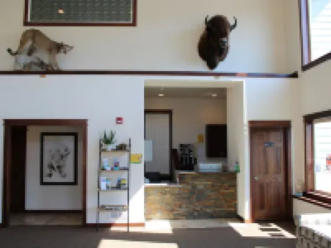 Yellowstone Big Rock Inn Hotels in Gardiner