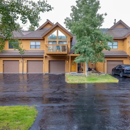 24 Snake River Village Townhomes Condo