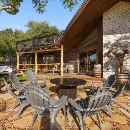 Guadalupe Bluff Log Cabin 4 Bedroom Home by Redawning