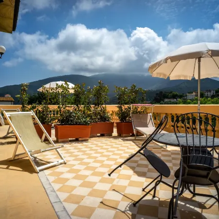 Marta Guest House