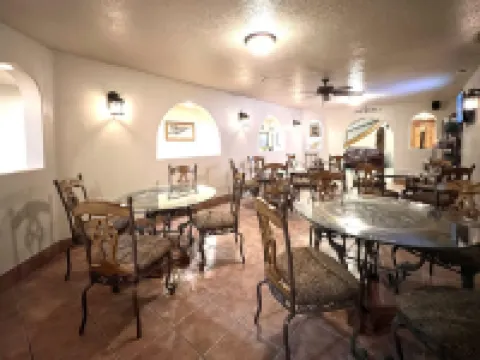 依偎旅館 洛阿酒店