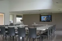 Big4 Port Fairy Holiday Park فنادق في بورت فيري