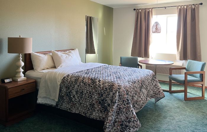 The Trail Inn - Sutton, Nebraska - US-6 Hwy