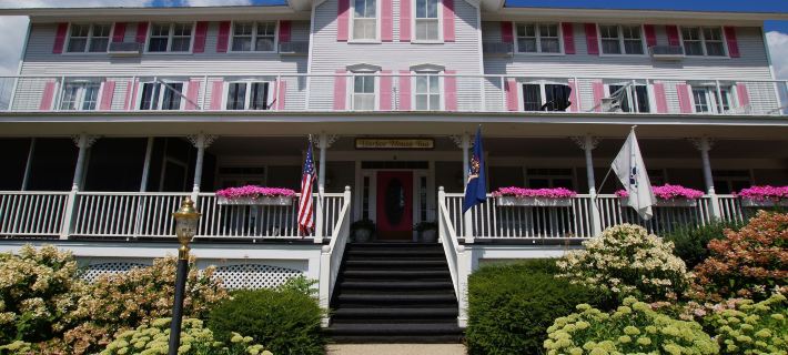 Harbor House Inn Hotels in Ottawa County
