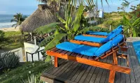 Beachfront Paradise Boutique Hotel - Pet friendly