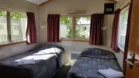 High Country Motel & Backpackers Hotels in Ben Ohau