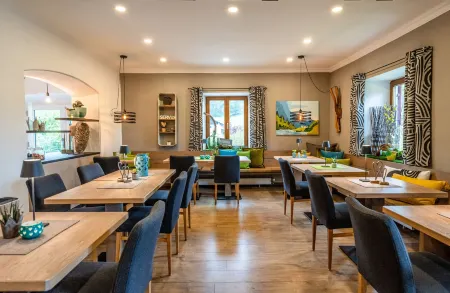 Bayern Resort Hotel (Adults Only)