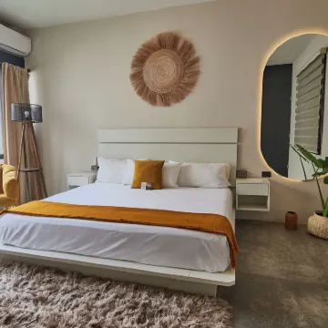 Aura Hotel Boutique Hotels near Tlaquepaque