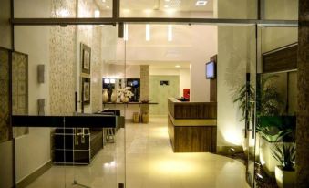 Grand Café Hotel - Housity