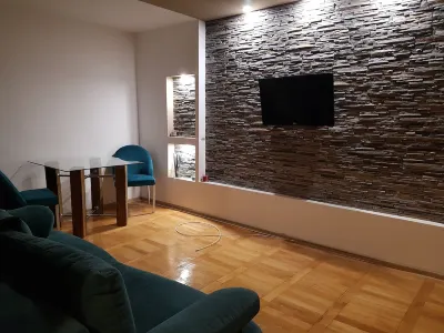 Woodstone luxury apartment Các khách sạn ở 