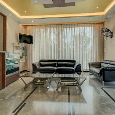 Hotel J N Stay