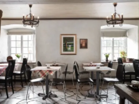 ホテル ヘルゲンド ヴィスビー ゴットランド島のホテル