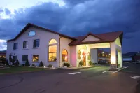 Gateway Inn and Suites