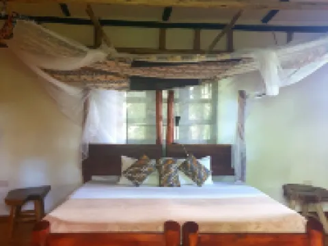 Tilapia Lodge Hotels in Busiro