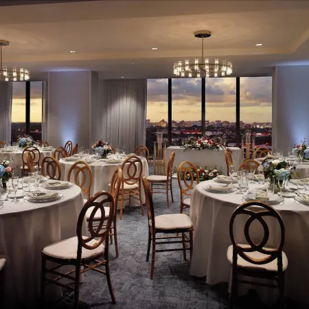Courtyard by Marriott Miami Coconut Grove Отели рядом с достопримечательностью «Коконат-Гроув»