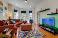 Modern "Blast From The Past" A Real Retreat 3Bedroom Unit