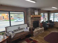 The B&B Motel Hotels in Lewistown