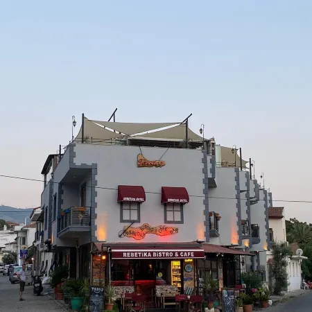 Rebetika Hotel & Bistro