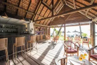 Constance Sakoa Boutik - bar