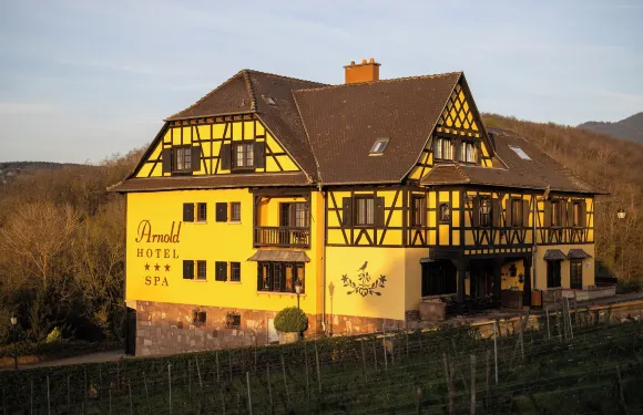 阿諾德酒店