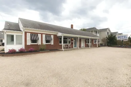 Broadway Court Motel